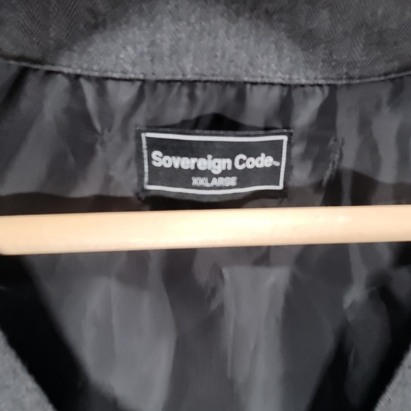 Sovereign Code 2xl bankers vest. Quite stunning and sharp looking. Rare find. - Picture 2 of 5
